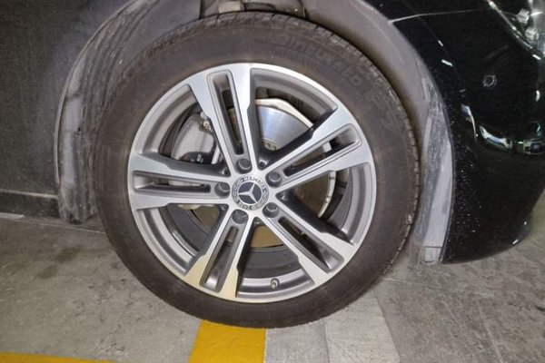 Mercedes-Benz E-Class 2022, 75500 км, за 31229 USD - фото 8