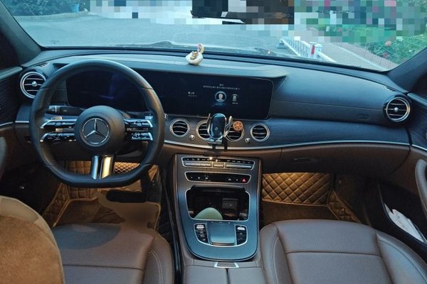 Mercedes-Benz E-Class 2022, 76400 км, за 35933 USD - фото 10