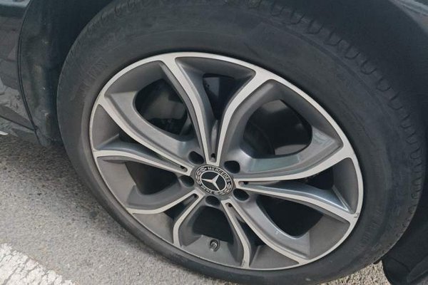 Mercedes-Benz E-Class 2022, 76400 км, за 35933 USD - фото 8