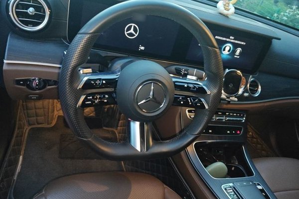 Mercedes-Benz E-Class 2022, 76400 км, за 35933 USD - фото 11