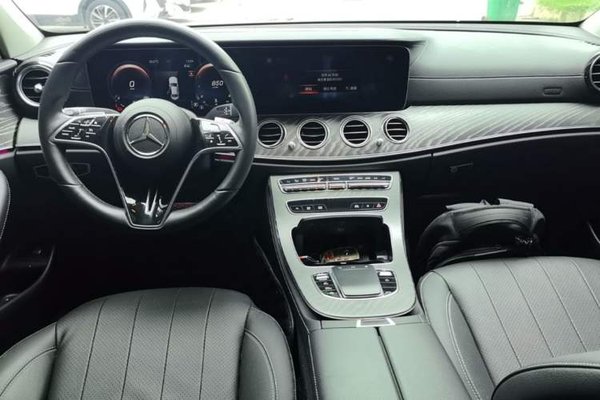 Mercedes-Benz E-Class 2022, 99900 км, за 38158 USD - фото 13