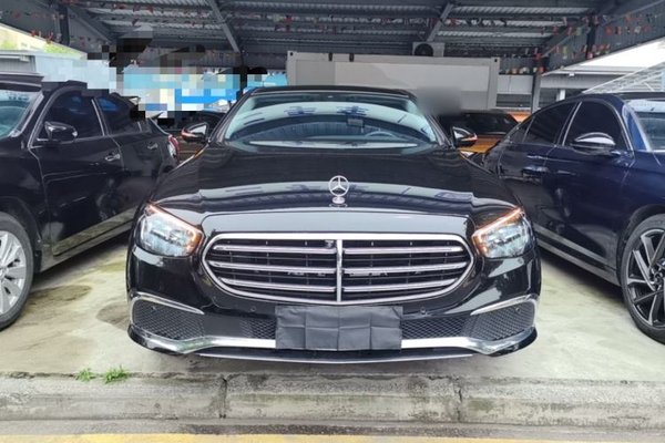 Mercedes-Benz E-Class 2022, 99900 км, за 38158 USD