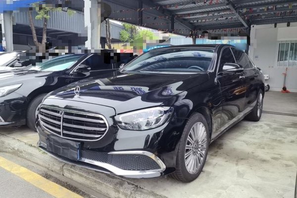 Mercedes-Benz E-Class · 2022 год