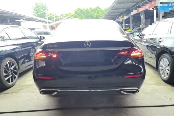 Mercedes-Benz E-Class 2022, 99900 км, за 38158 USD