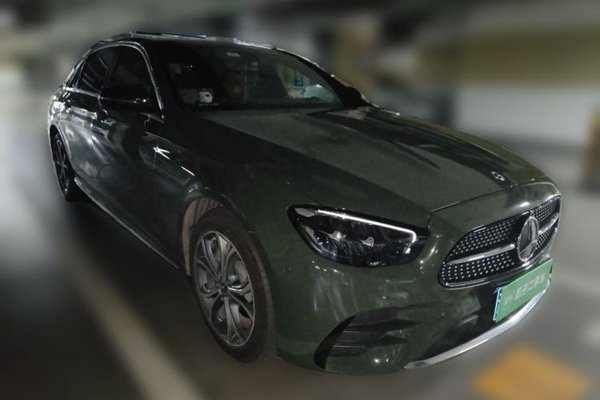 Mercedes-Benz E-Class 2022, за 36756 USD