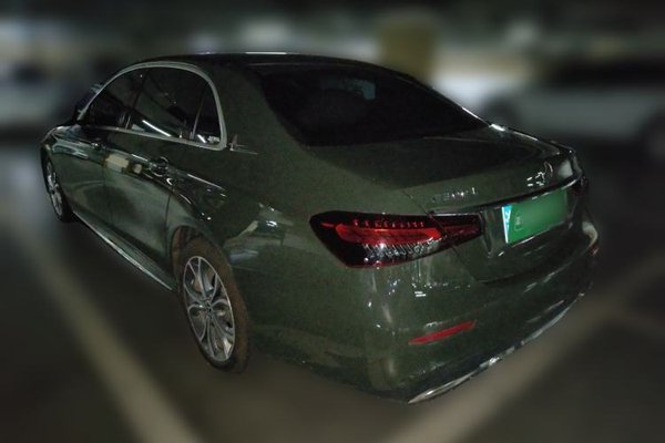 Mercedes-Benz E-Class 2022, за 36756 USD