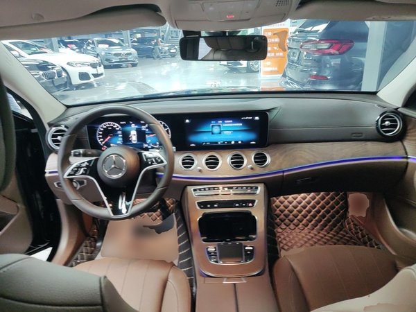 Mercedes-Benz E-Class 2023, 28800 км, за 48433 USD - фото 13