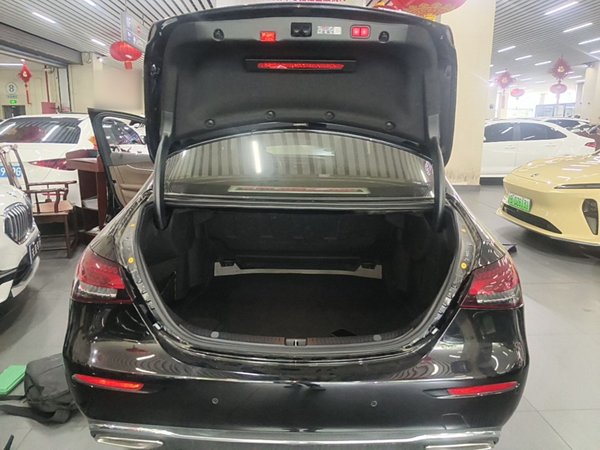 Mercedes-Benz E-Class 2023, 31200 км, за 47001 USD - фото 22