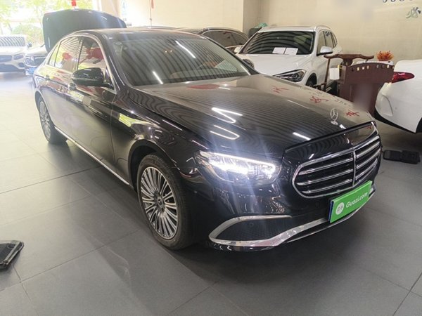 Mercedes-Benz E-Class 2023, 31200 км, за 47001 USD