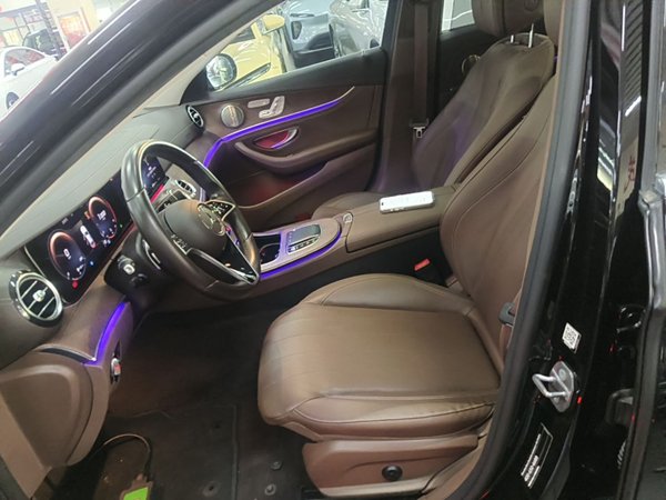 Mercedes-Benz E-Class 2023, 31200 км, за 47001 USD - фото 18