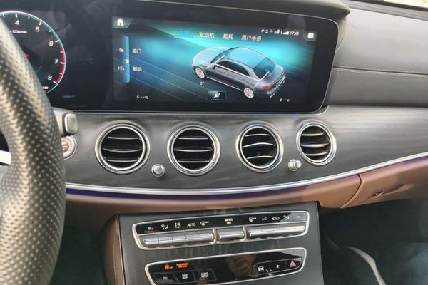 Mercedes-Benz E-Class 2023, 33800 км, за 48863 USD - фото 25