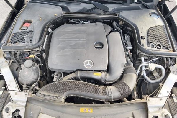 Mercedes-Benz E-Class 2023, 33800 км, за 48863 USD