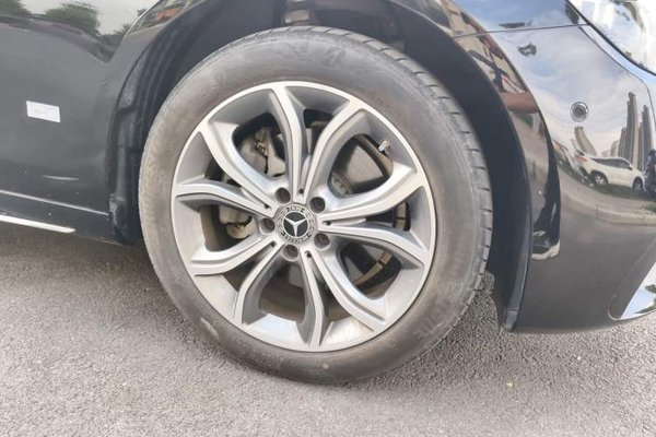 Mercedes-Benz E-Class 2023, 33800 км, за 48863 USD - фото 20