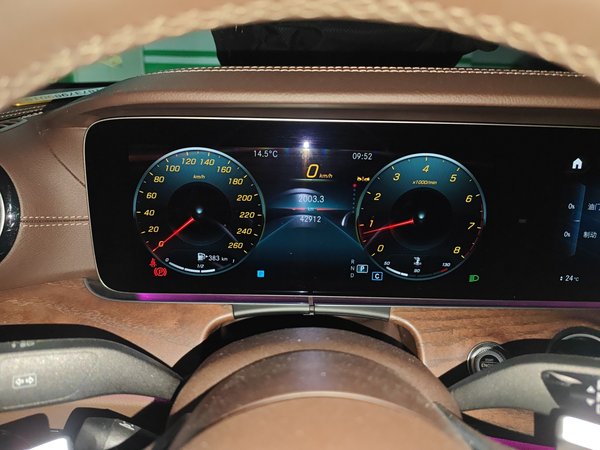 Mercedes-Benz E-Class 2023, 42900 км, за 50352 USD - фото 12