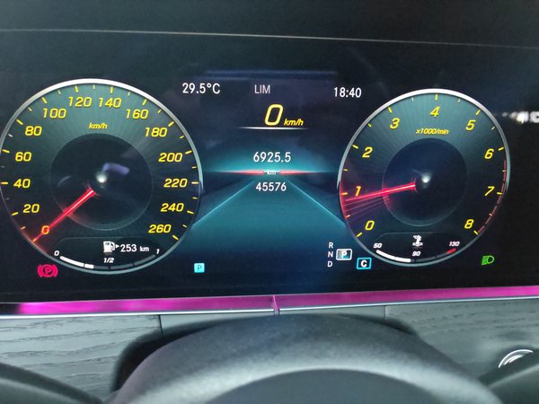 Mercedes-Benz E-Class 2023, 45500 км, за 51901 USD - фото 12