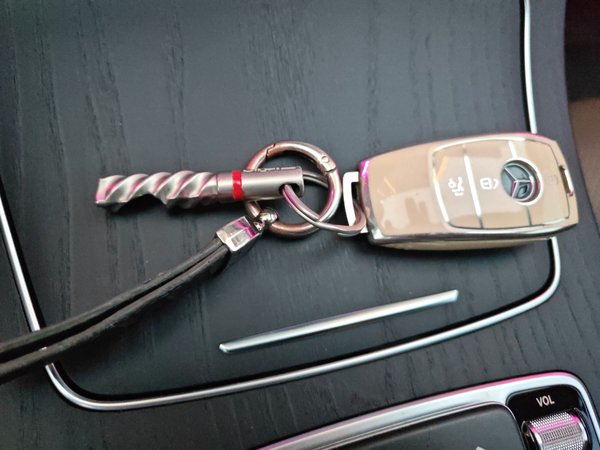 Mercedes-Benz E-Class 2023, 45500 км, за 51901 USD - фото 18