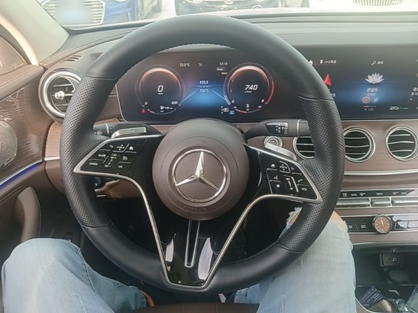 Mercedes-Benz E-Class 2023, 53700 км, за 43675 USD - фото 14