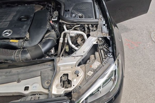 Mercedes-Benz E-Class 2023, 60199 км, за 39648 USD - фото 22