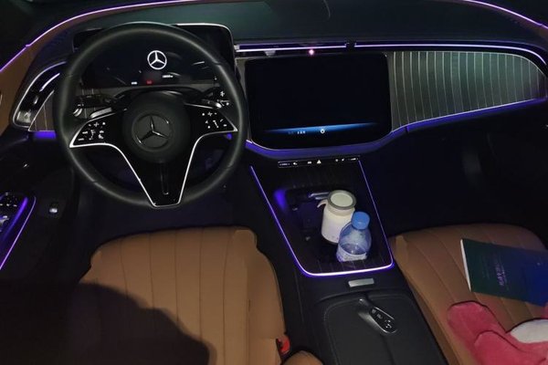 Mercedes-Benz E-Class 2024, 18600 км, за 48149 USD - фото 9