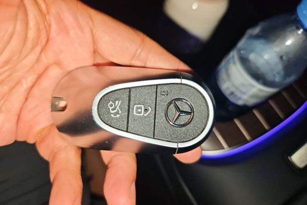 Mercedes-Benz E-Class 2024, 18600 км, за 48149 USD - фото 20