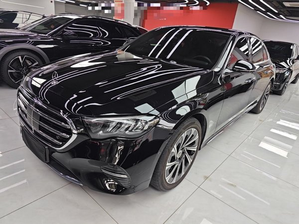 Mercedes-Benz E-Class · 2024 год
