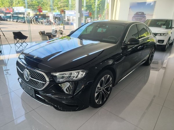 Mercedes-Benz E-Class · 2024 год