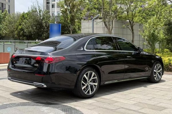 Mercedes-Benz E-Class 2024, 30700 км, за 53869 USD - фото 6