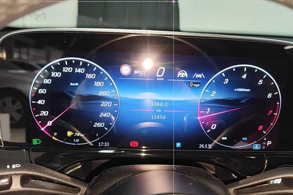 Mercedes-Benz E-Class 2025, 12900 км, за 58587 USD - фото 20