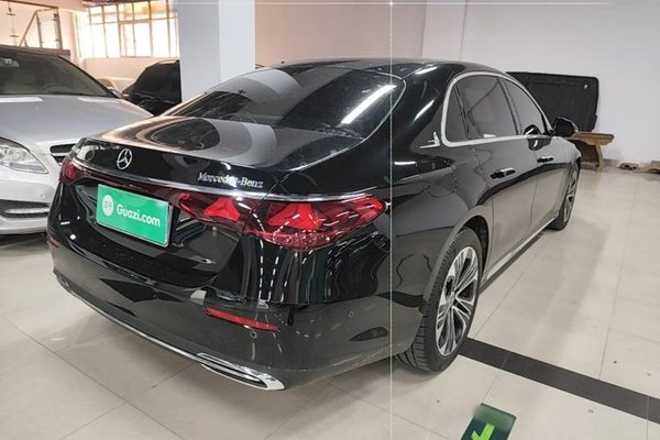 Mercedes-Benz E-Class 2025, 12900 км, за 58587 USD - фото 11