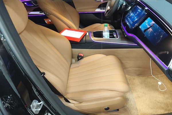 Mercedes-Benz E-Class 2025, 12900 км, за 58587 USD - фото 6