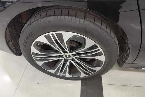 Mercedes-Benz E-Class 2025, 12900 км, за 58587 USD - фото 15
