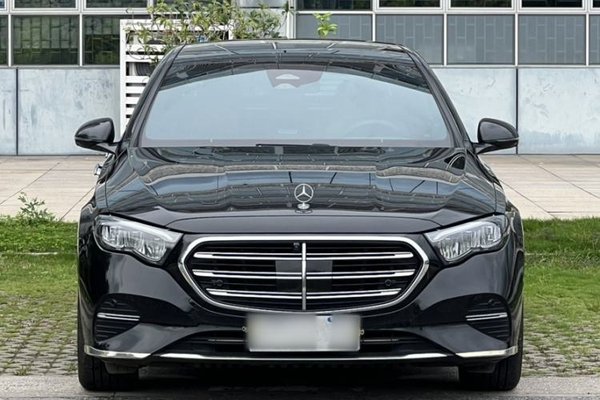 Mercedes-Benz E-Class 2025, 19000 км, за 48209 USD