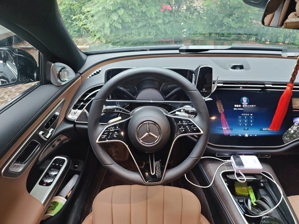Mercedes-Benz E-Class 2025, 6700 км, за 61905 USD - фото 9