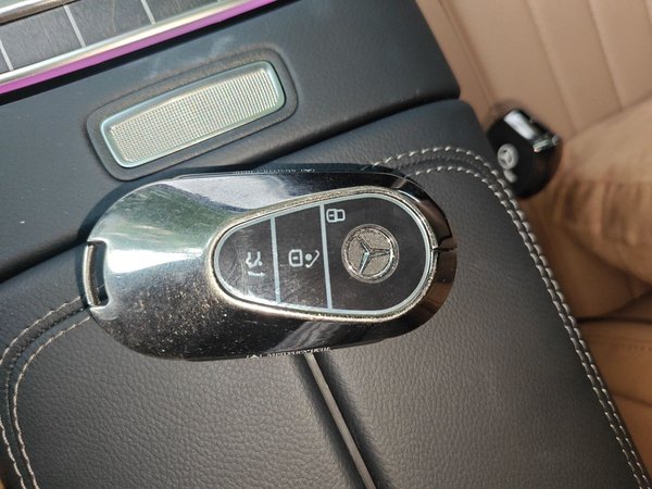 Mercedes-Benz E-Class 2025, 6700 км, за 61905 USD - фото 17