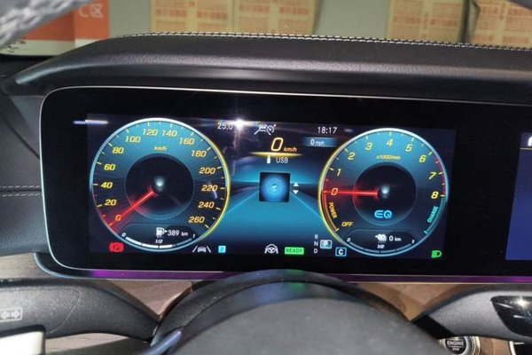 Mercedes-Benz E-Class New Energy 2021, 83000 км, за 30163 USD - фото 11