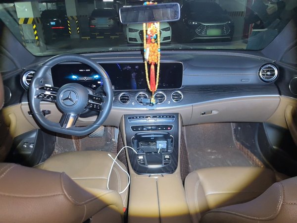 Mercedes-Benz E-Class New Energy 2022, 65100 км, за 31655 USD - фото 9