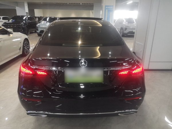 Mercedes-Benz E-Class New Energy 2022, 65400 км, за 36039 USD