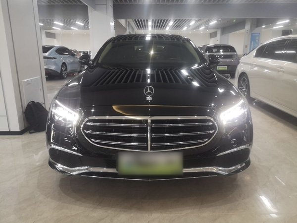 Mercedes-Benz E-Class New Energy 2022, 65400 км, за 36039 USD