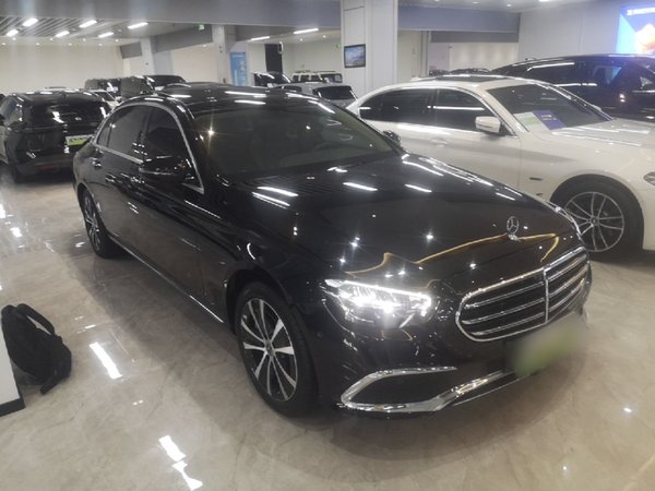 Mercedes-Benz E-Class New Energy 2022, 65400 км, за 36039 USD