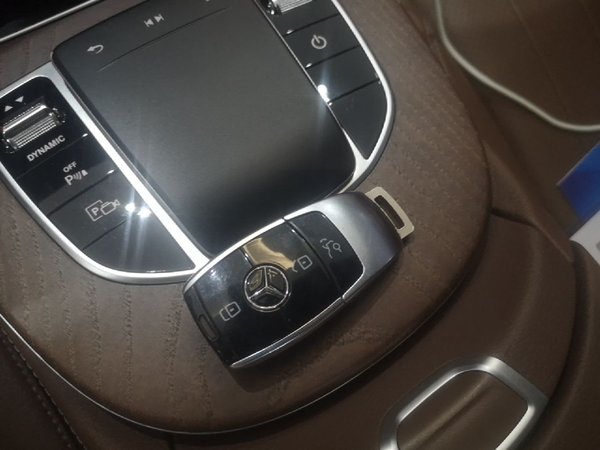 Mercedes-Benz E-Class New Energy 2022, 65400 км, за 36039 USD - фото 12