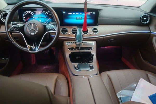 Mercedes-Benz E-Class New Energy 2023, 56300 км, за 33920 USD - фото 23