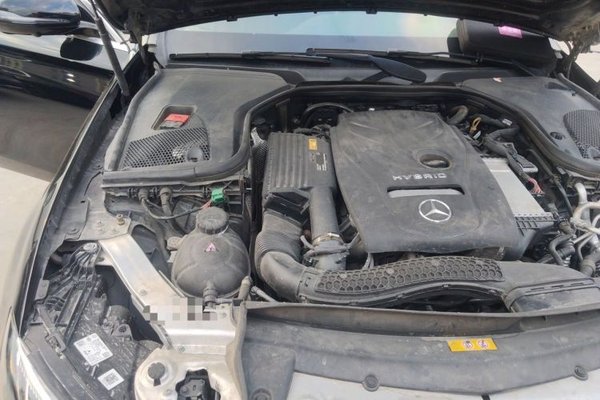 Mercedes-Benz E-Class New Energy 2023, 56300 км, за 33920 USD - фото 8