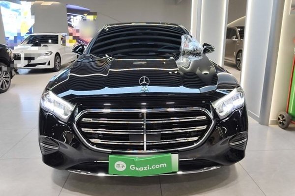 Mercedes-Benz E-Class New Energy 2024, 20000 км, за 51193 USD