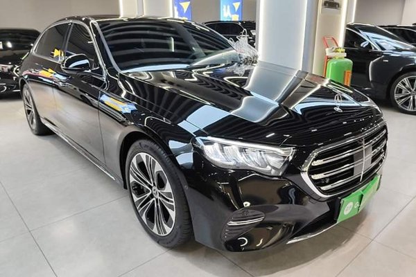 Mercedes-Benz E-Class New Energy 2024, 20000 км, за 51193 USD