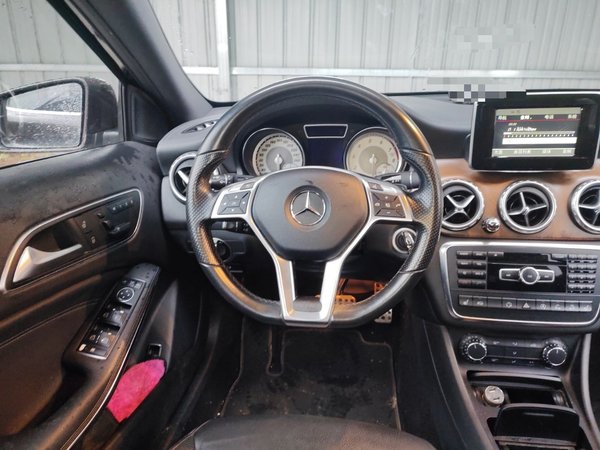 Mercedes-Benz GLA 2015, 115800 км, за 9779 USD - фото 11