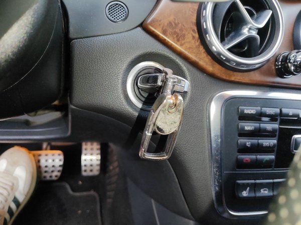 Mercedes-Benz GLA 2015, 115800 км, за 9779 USD - фото 9