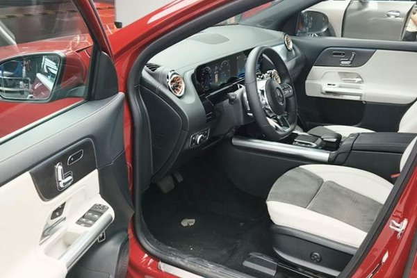 Mercedes-Benz EQA 2022, 98400 км, за 16188 USD - фото 14