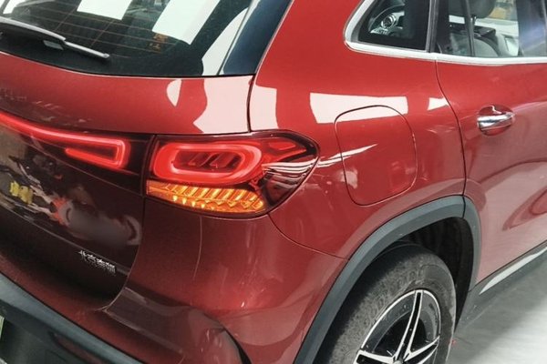 Mercedes-Benz EQA 2022, 98400 км, за 16188 USD