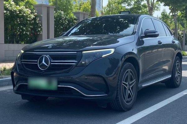 Mercedes-Benz EQC · 2020 год