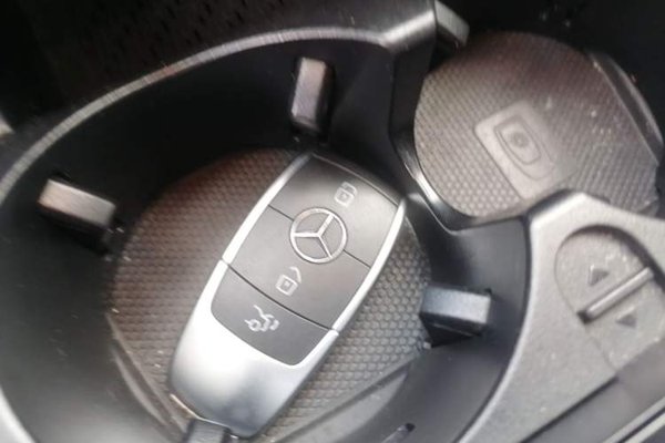 Mercedes-Benz EQC 2020, 119400 км, за 17249 USD - фото 24